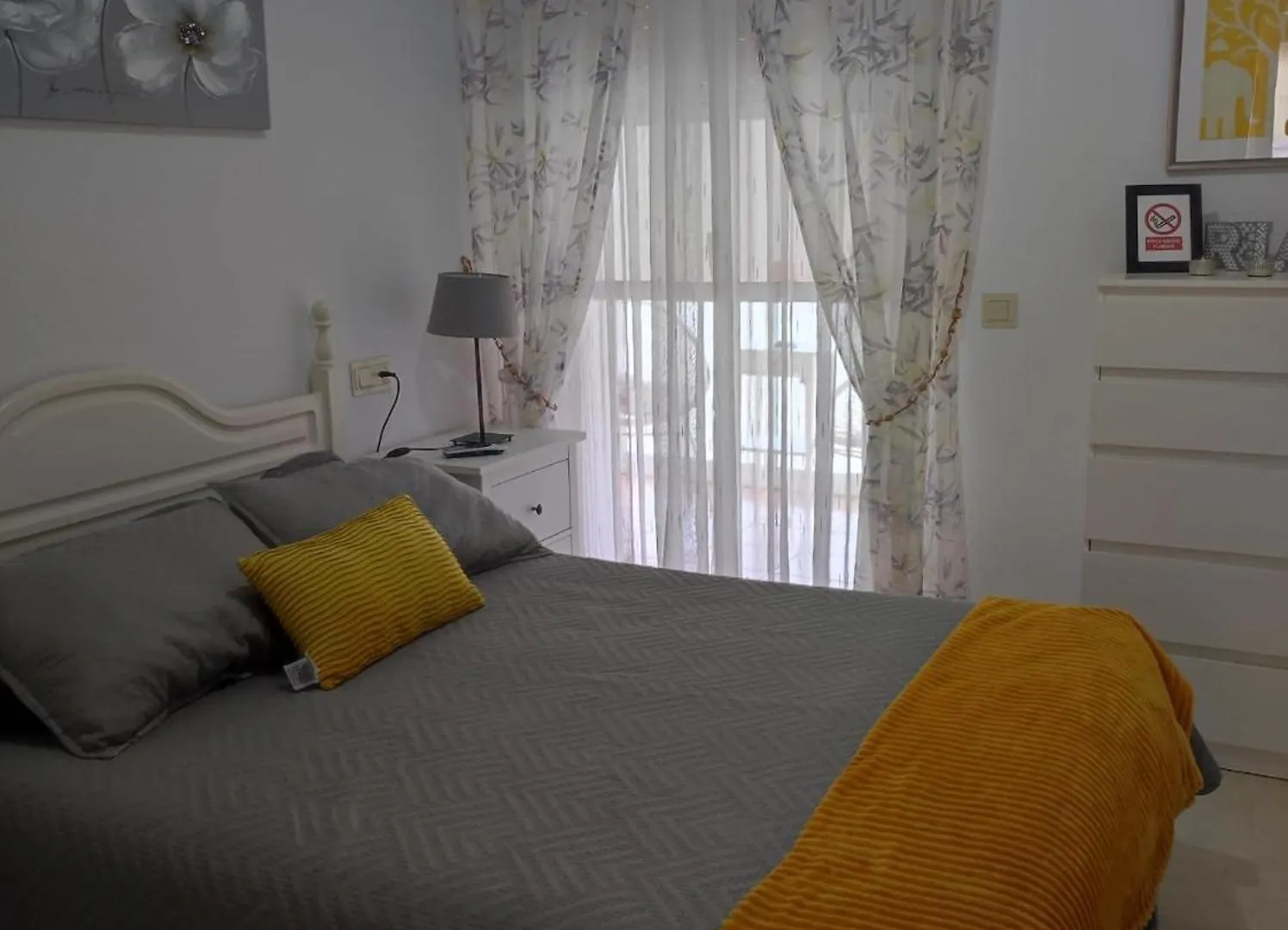 דירה פואנגירולה Apartamento Al Lado De La Playa